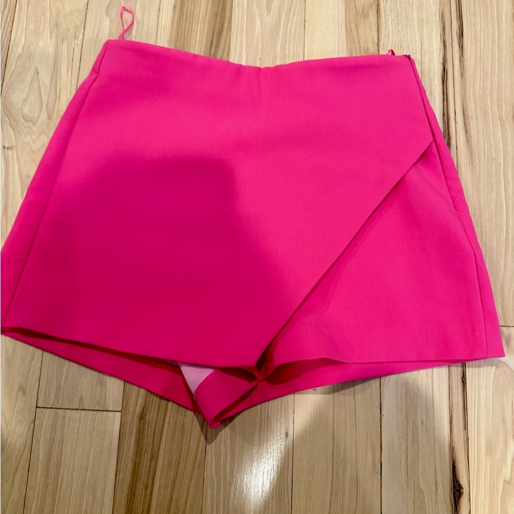 ZARA - hot pink skort. Size small! - Picture 3 of 6